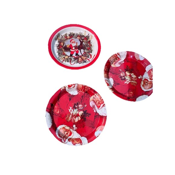 Vtg Set of 5 Holiday Christmas Metal Tin Coasters Snowman Santa 3.25 Inches - Picture 3 of 6